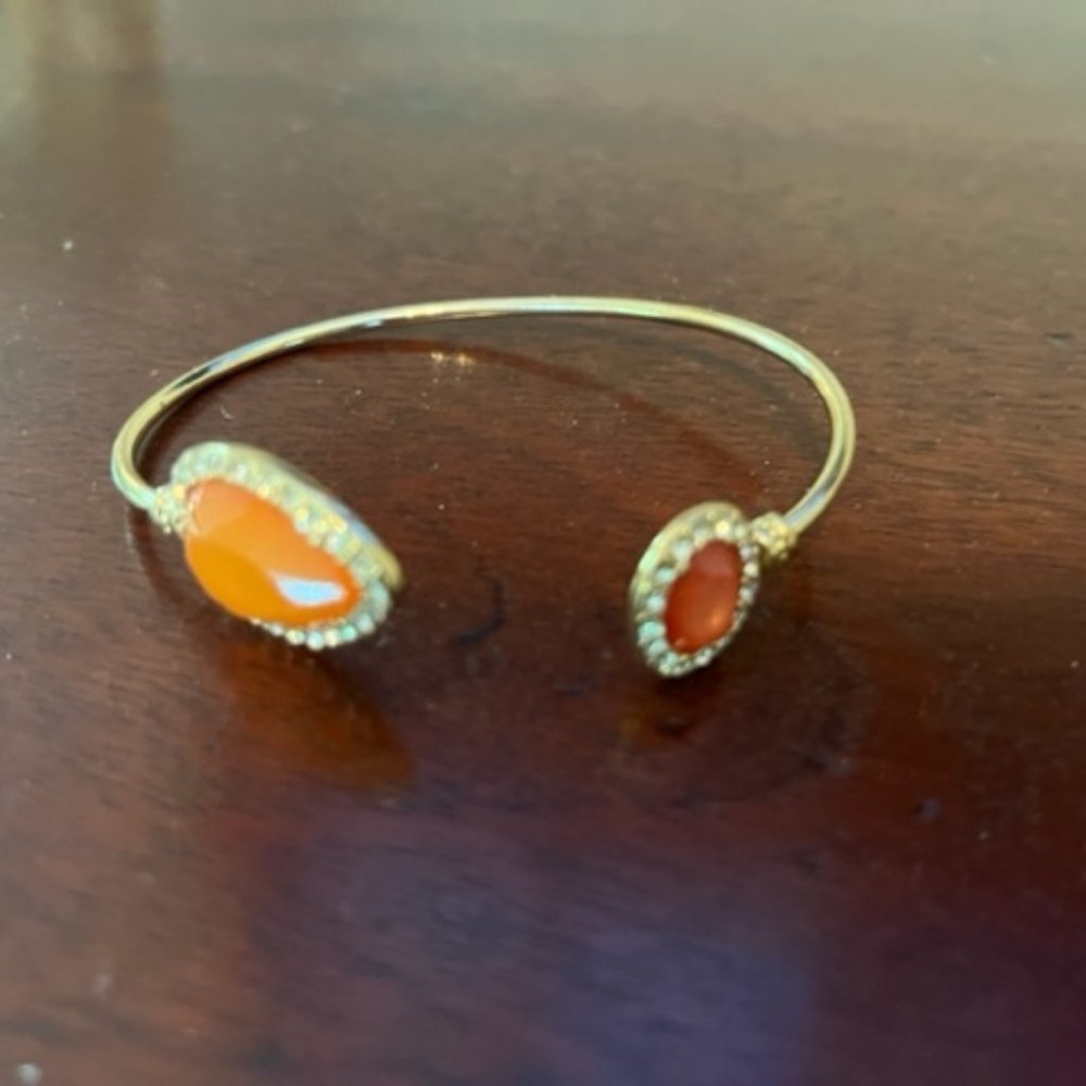 𝅺Gold bracelet with orange stones, and rhinestones